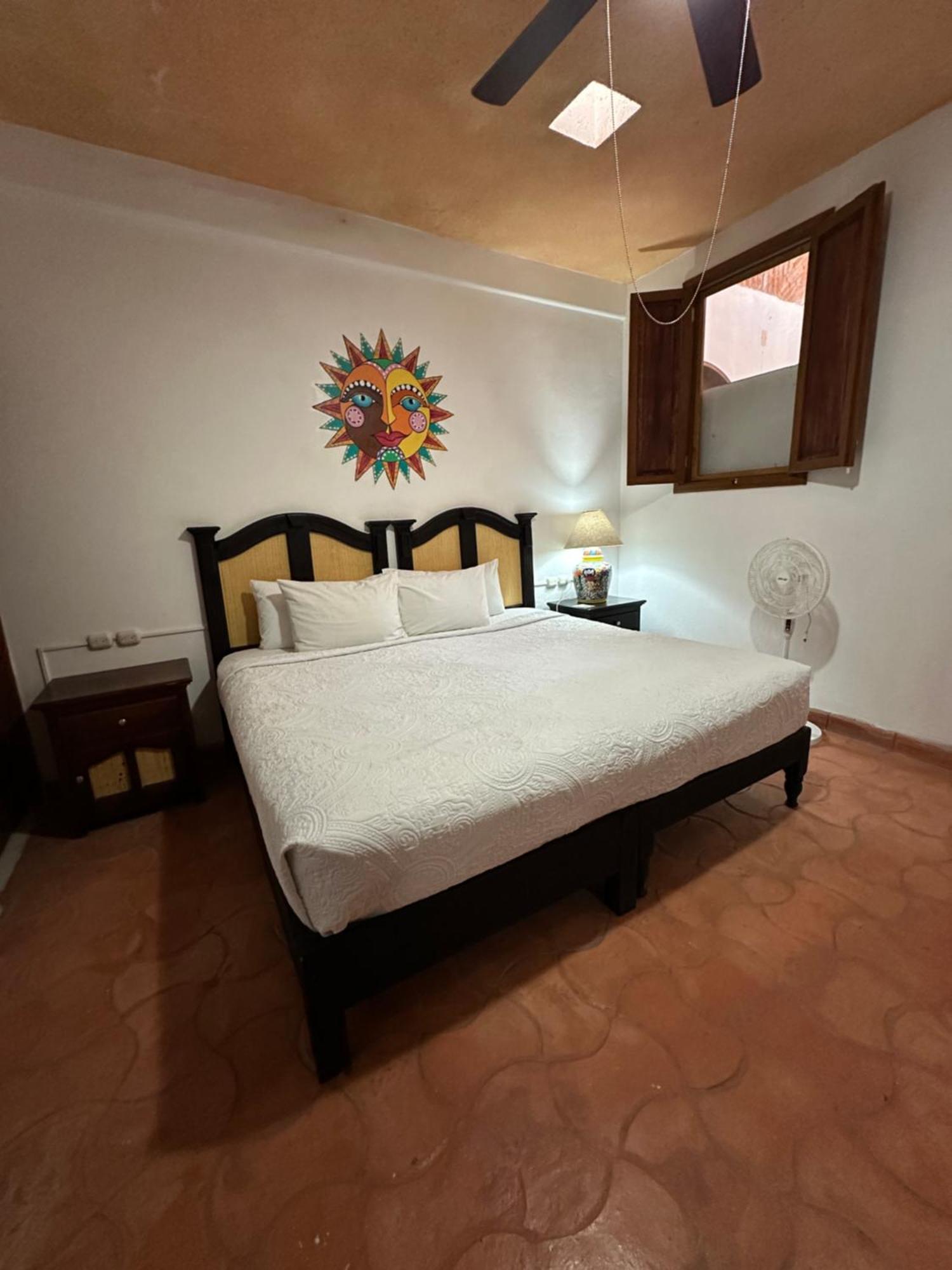 Hotel Del Sol Альенде Экстерьер фото